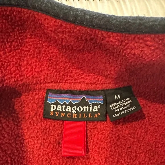 Patagonia Men's Zip-Up Red Sweater - Picture 2 of 3